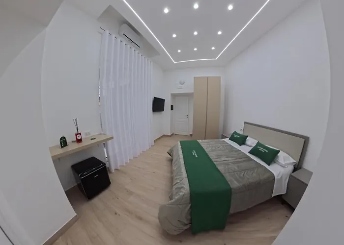 بيت ضيافة Luxury Airport 4*