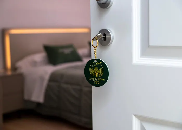 بيت ضيافة Luxury Airport