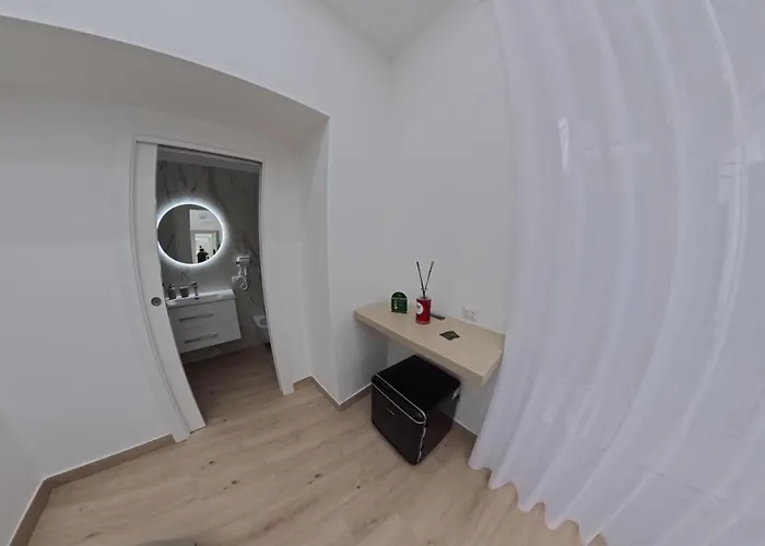 Luxury Airport بيت ضيافة نابولي