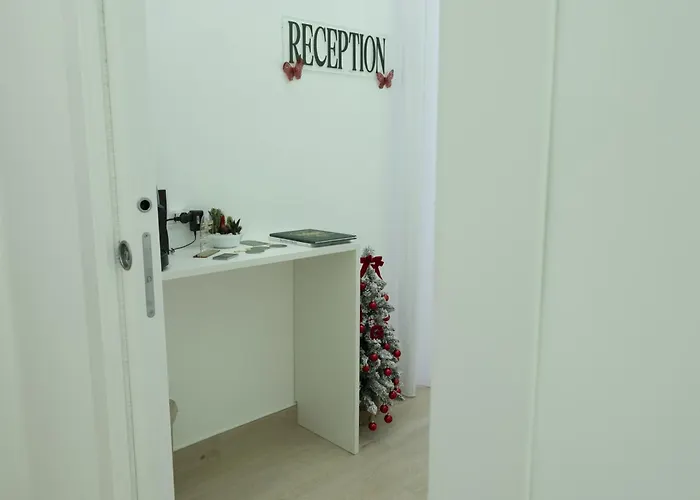 Luxury Airport Pensión 4*
